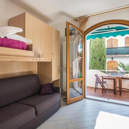 Il Bianconiglio Apartment Peschiera del Garda Exterior photo