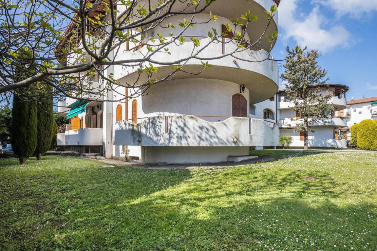 Il Bianconiglio Apartment Peschiera del Garda Exterior photo